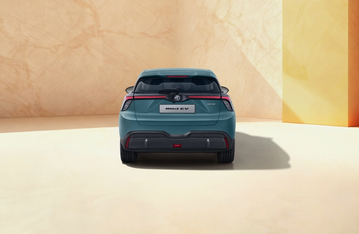 L’autonomie maximale atteint 545&nbsp;km en version à grosses batteries.