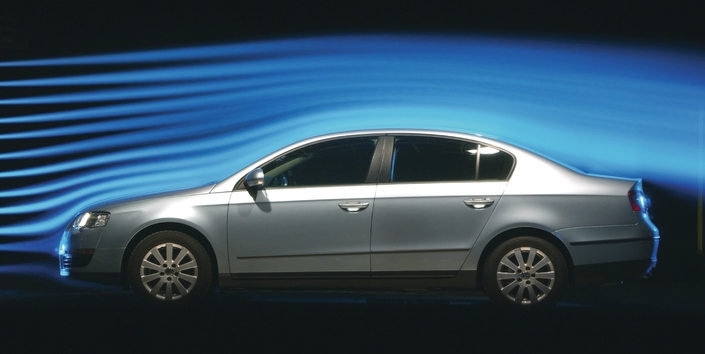 En passant à la génération B6 en 2005, la VW Passat se simplifie en adoptant une plate-forme proche de celle de la Golf. Son Cx s'établit à 0.28, quand sa devancière affichait 0.27...