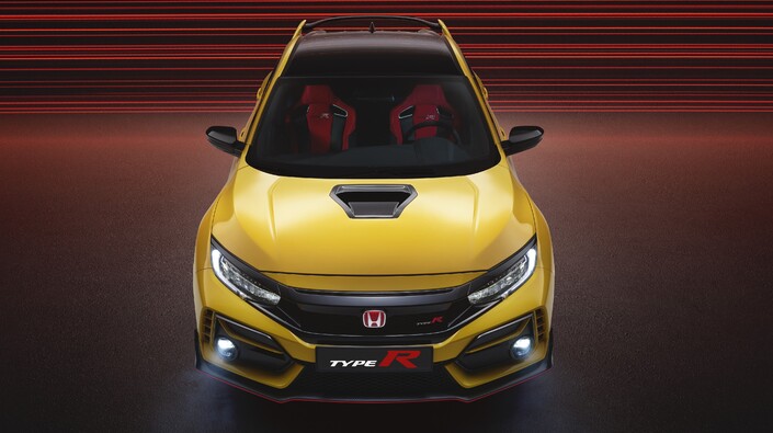 En 2020, la Civic Type R Limited Edition (100 unités pour l'Europe) s'allège en perdant des équipements. Elle se repère notamment à son toit noir, alors qu'elle inaugure ce jaune Sunlight Yellow.