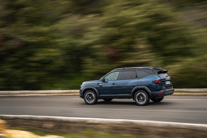 Le Dacia Bigster hybrid GPL est-il la meilleure solution pour permettre aux familles de rouler moins cher ?