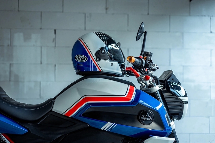 Mash se met au Bleu Blanc Rouge avec une préparation inédite de son roadster FR 750 signée Café Racer Only