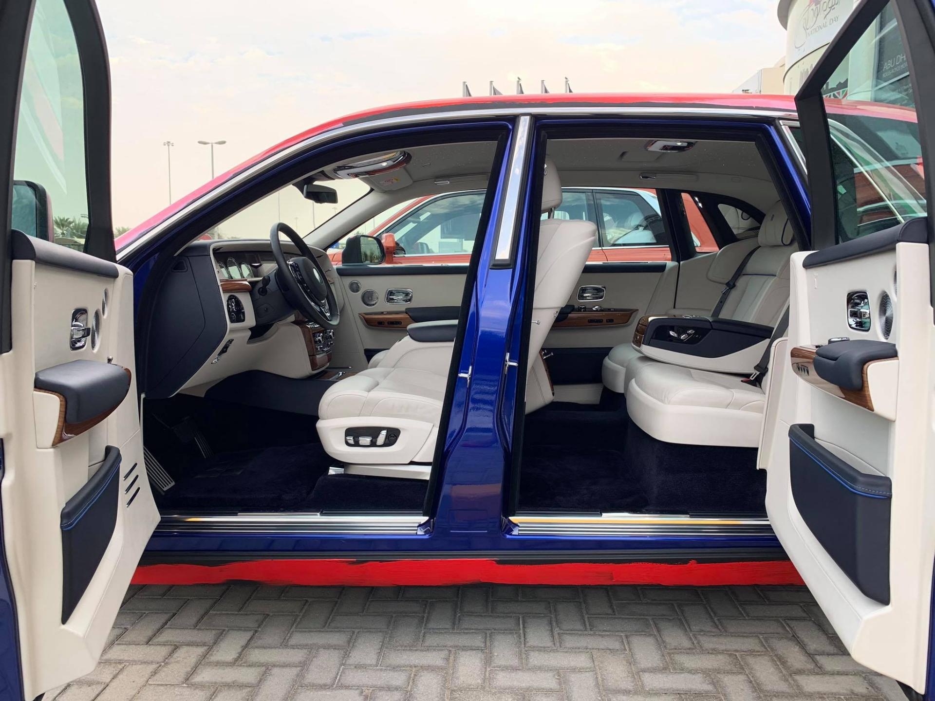 Une Etonnante Rolls Royce Phantom Art Car