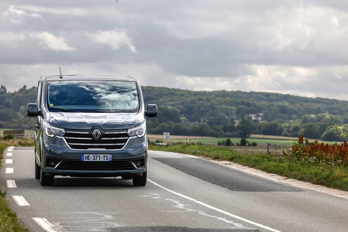 Premier prix à 37 900 HT avec le 150 chevaux en finition Advance