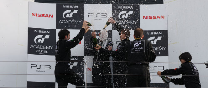 Nissan GT Academy 2012 Wolfgang Reip (Belgique) remporte le contrat de pilote de course Nissan