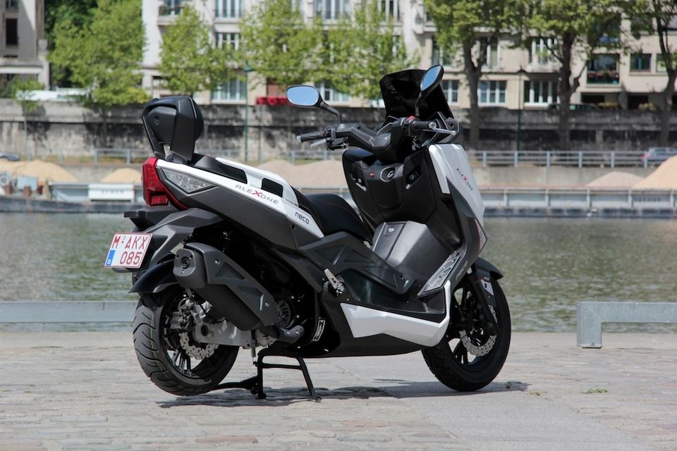 Essai Neco Alexone 125 l