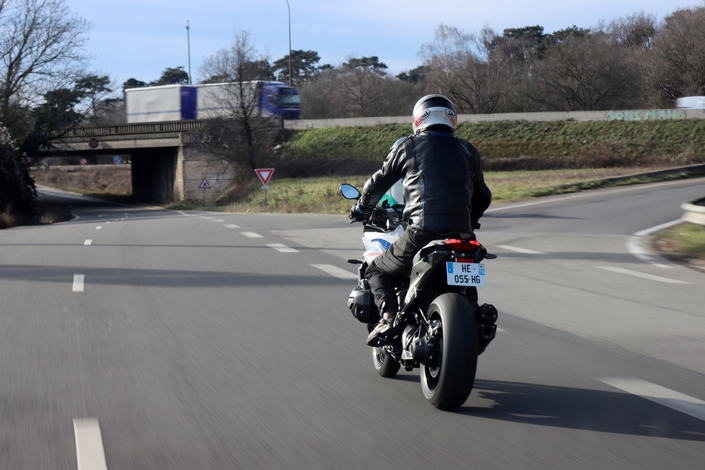 Un virage sportif confirmé pour la BMW R 1300 RS Performance