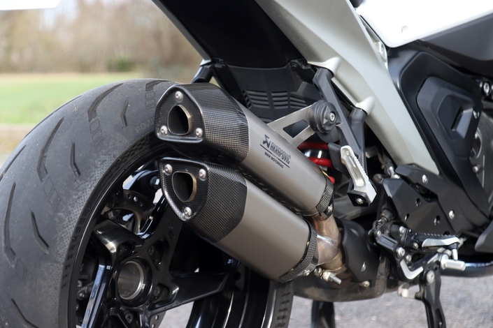 Un virage sportif confirmé pour la BMW R 1300 RS Performance