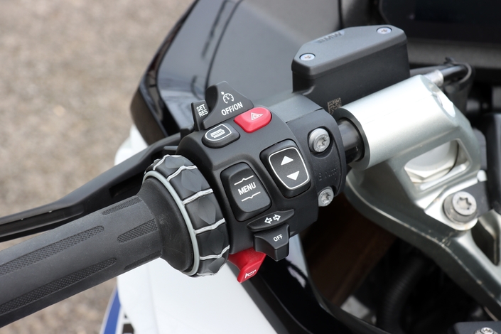 Un virage sportif confirmé pour la BMW R 1300 RS Performance