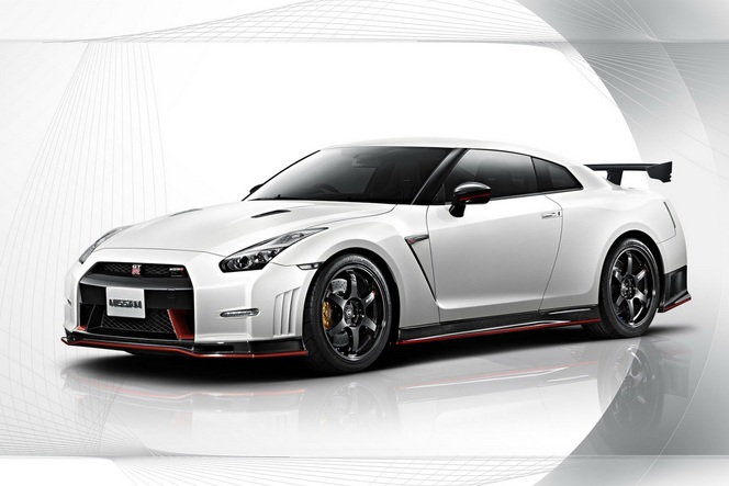 Nissan GT-R Nismo : les vidéos et photos officielles