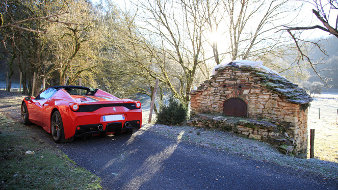  	Essai vidéo - Ferrari 458 Speciale A : un vrai collector 