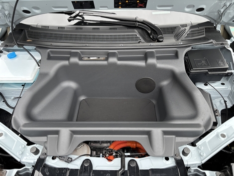 Un frunk de 35 litres vient s'ajouter au coffre