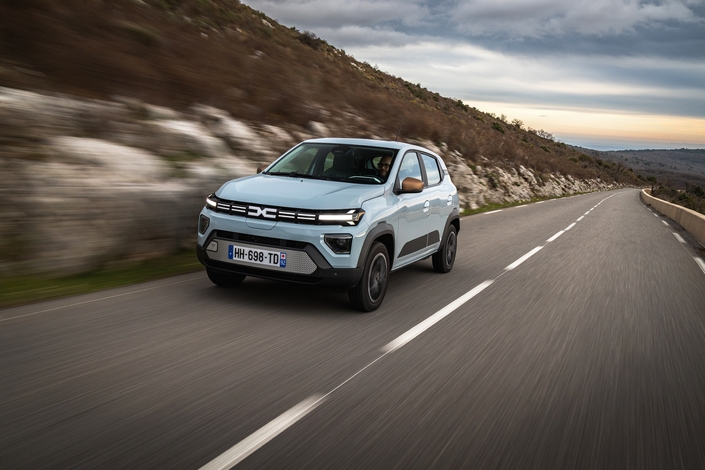 La Spring 100 ch accélère plus fort et tient mieux la route