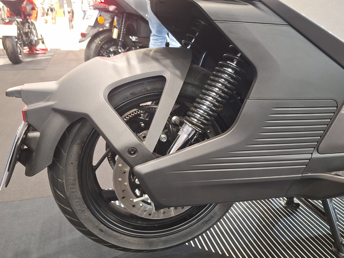 Un nouveau scooter électrique arrive chez Pink et est présenté en avant-première à Lyon