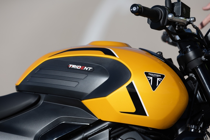 De la puissance sans frein pour la nouvelle Triumph Trident 660 toujours vendue au même prix