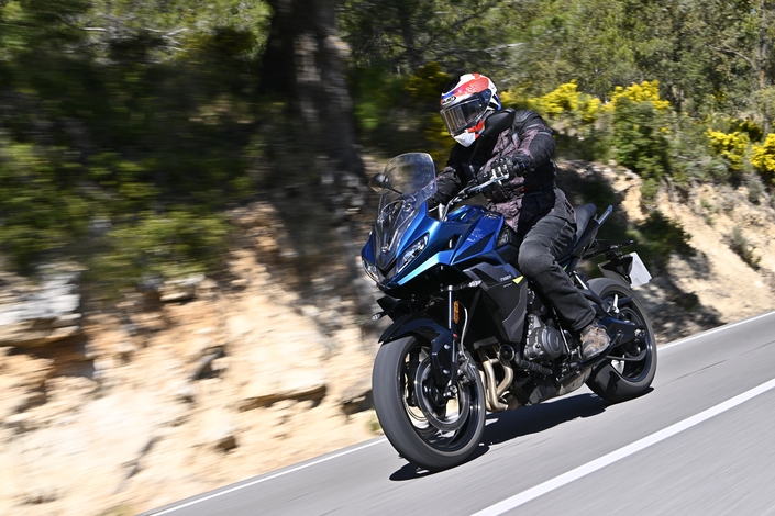La Triumph Tiger 660 Sport 2026 est une tigresse, qui retrouve son mordant