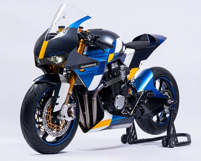 Quand une Honda CB750 de 1991 se prend pour une Superbike moderne