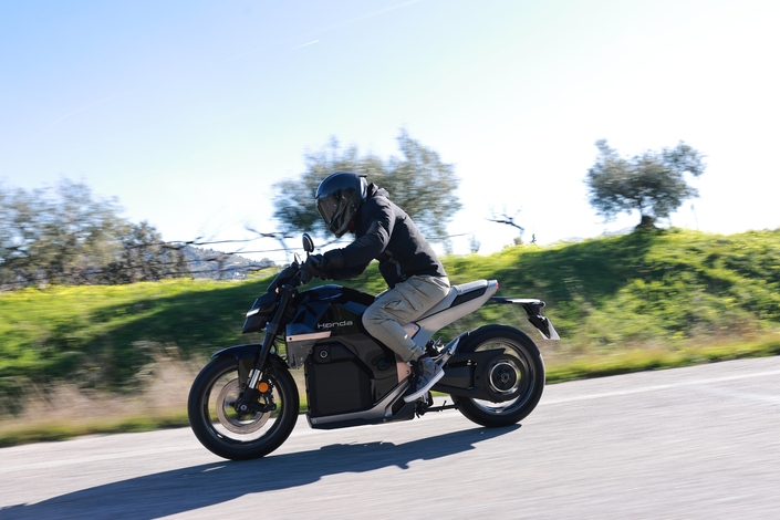 Que vaut la WN7, la première moto électrique de Honda ?
