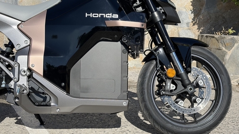Que vaut la WN7, la première moto électrique de Honda ?