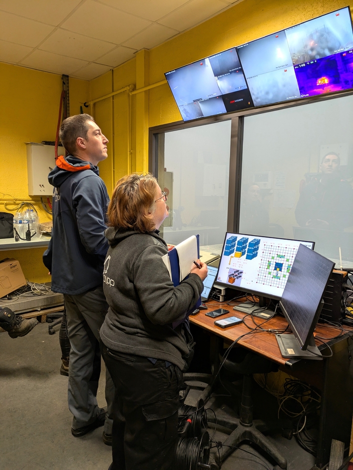 Le CNPP procède à une simulation d'un incendie de batterie dans un centre de stockage ©LBDB