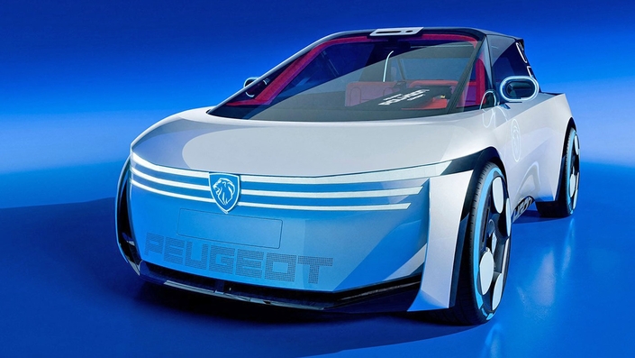 Les trois bandeaux lumineux qui courent sur la face avant du concept-car devraient se retrouver sur la Peugeot 208 de 2027. D’autres éléments de design devraient avoir le droit de passer à la postérité, comme ces épaulements marqués qui partent du capot jusqu’aux ailes arrière. © Peugeot