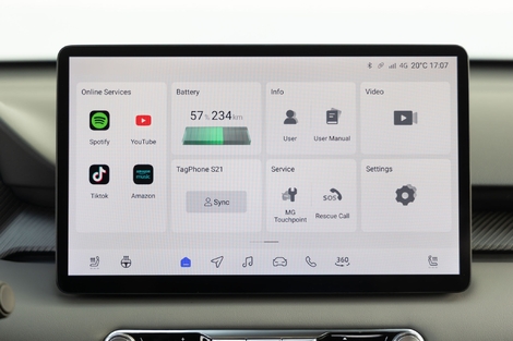 L’écran de 12,8'' bénéficie d’une interface plus performante. Compatible Android et Carplay sans fil.