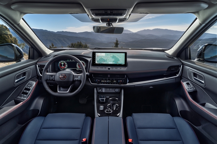 Bienvenue à bord du Nissan X-Trail restylé.
