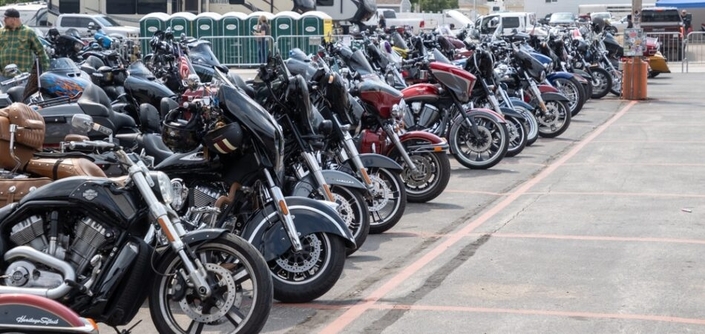 Las Vegas : une vague d’accidents de moto… provoquée par une peur du frein avant