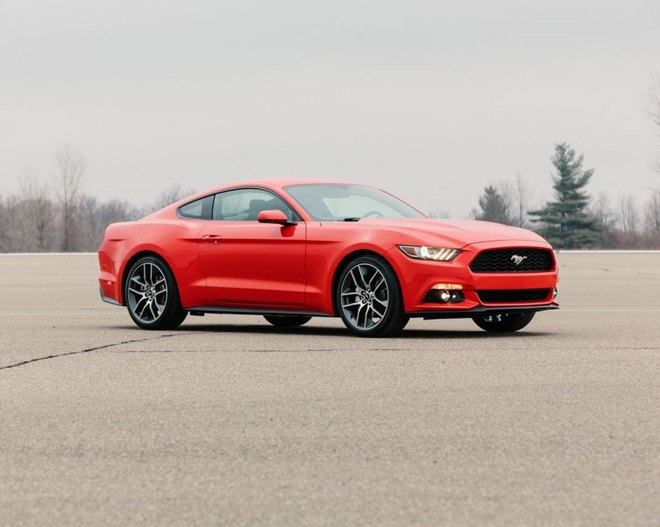 La nouvelle Ford Mustang se montre pour de bon 