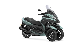 Une grande première pour le nouveau Tricity 300, le scooter trois-roues urbain haut de gamme de Yamaha