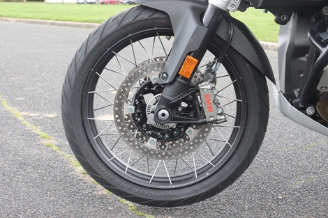 Quelle est la meilleure voyageuse chez BMW ? La R 1300 RT ou R 1300 GS Adventure ? 