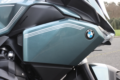 Quelle est la meilleure voyageuse chez BMW ? La R 1300 RT ou R 1300 GS Adventure ? 