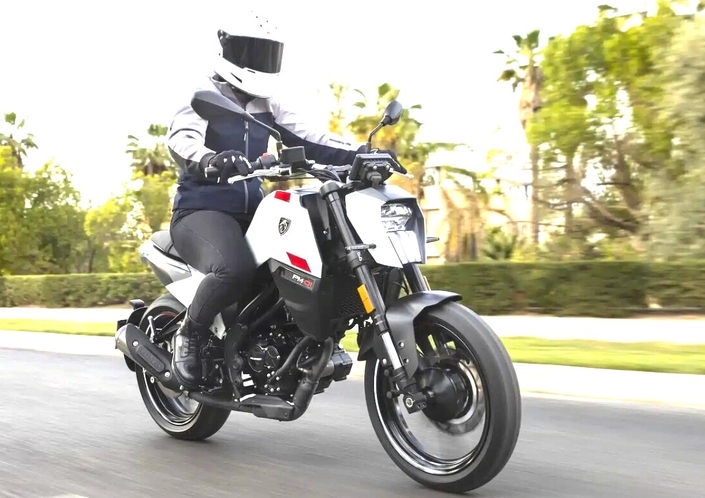 Peugeot se rachète lui-même : génie stratégique… ou dernier sursaut avant disparition ?