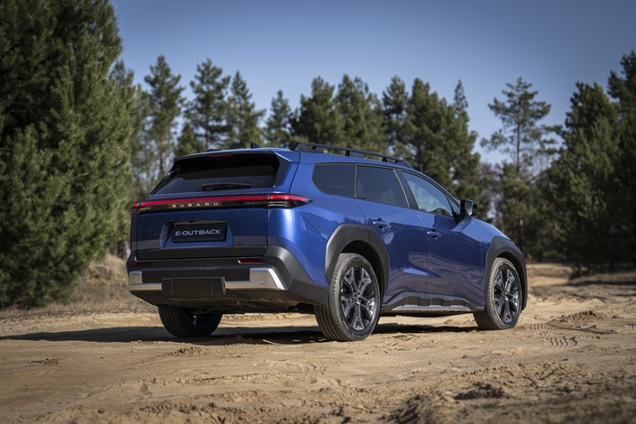 La première génération de Subaru Outback est sortie en 1995. Pourtant, la marque est de nouveau en conquête trente ans après.