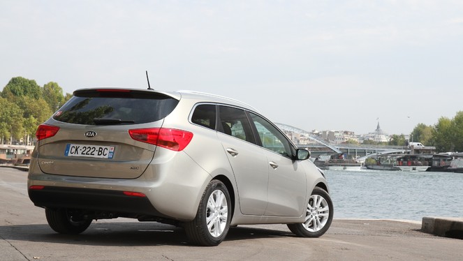 Essai vidéo - Kia Cee'd SW : un gentil break