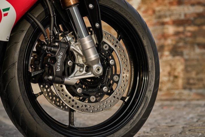 Bimota rend la Kawasaki ZX-4RR encore plus sportive !