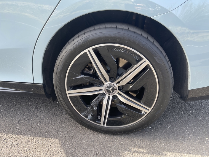 La moins chère des Mercedes CLA électriques ne serait-elle pas la plus intéressante ?