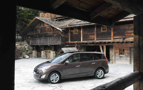 Essai vidéo - Renault Grand Scénic 3 : à l'assaut du C4 Picasso