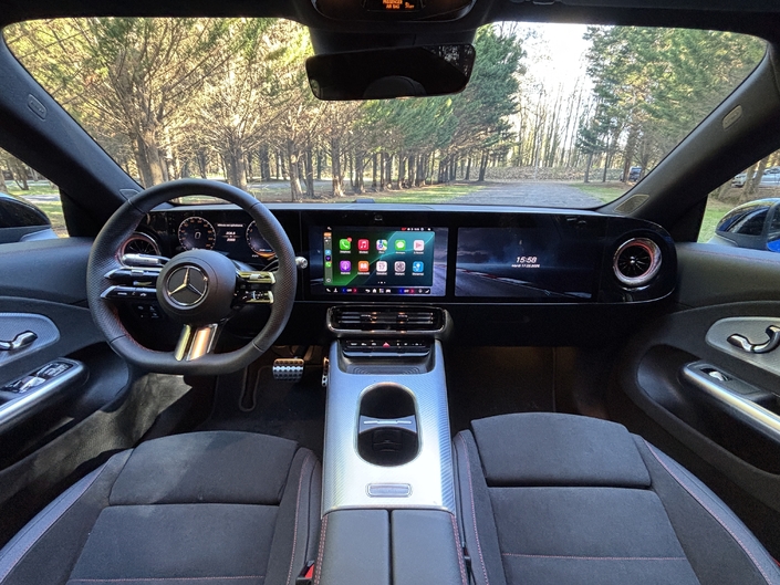 Effet Wahou garanti à bord du nouveau CLA qui embarque un contenu technologique parmi les plus riches de sa catégorie.