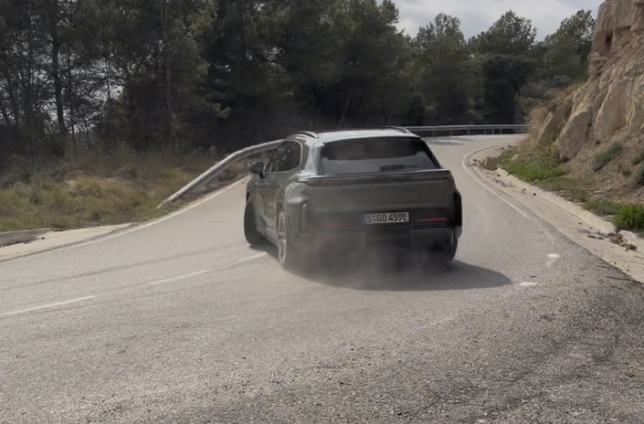 Oui, on peut faire des travers de porc en SUV de 2 645 kg.