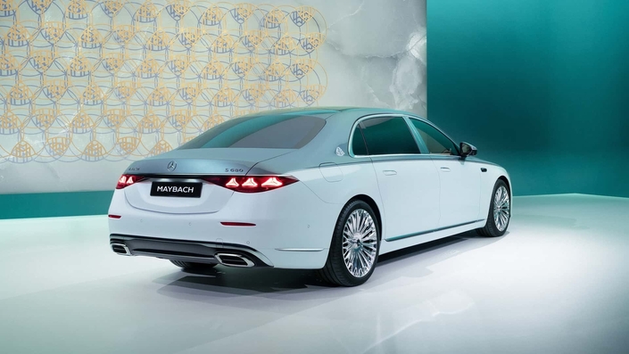 Il sera bien sûr possible d’opter pour des teintes bicolores.