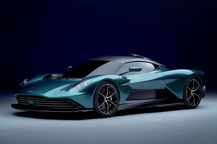 Aston Martin dévoile la Valhalla, une supercar hybride rechargeable