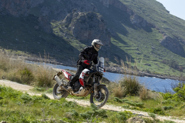 La Yamaha Ténéré 700 World Raid 2026 est une invitation au voyage à ne surtout  pas manquer
