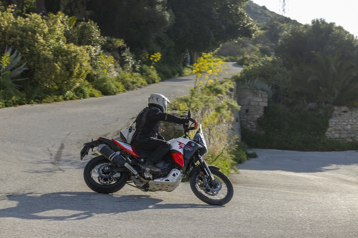 La Yamaha Ténéré 700 World Raid 2026 est une invitation au voyage à ne surtout  pas manquer