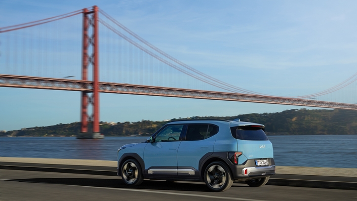 Sur route, la sobriété est toujours de mise, même en profitant des performances consistantes (pour la puissance...). Et le confort reste un atout de taille, sans que la hausse de rythme ne révèle de faille côté comportement routier.