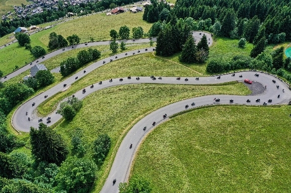 Harley-Davidson va faire la fête dans les Alpes