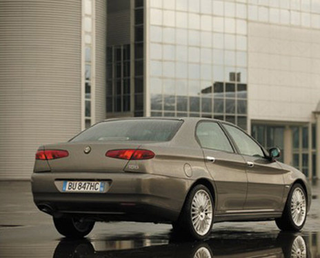 Essai - Alfa Romeo 166 : discrètement extravertie