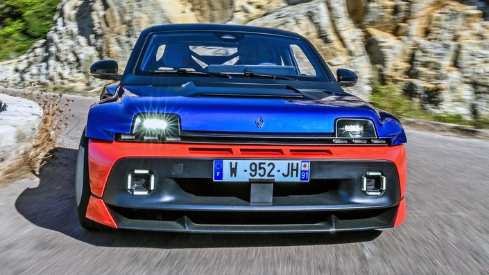 Avec la motorisation électrique, on pourrait assister à un regain d’intérêt pour les automobiles sportives chez les constructeurs français.