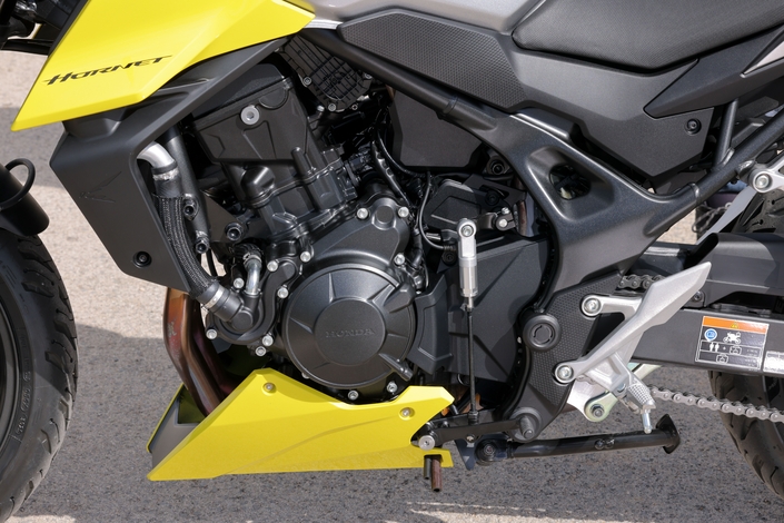 La Honda Hornet 750 embraye sur l’E-Clutch