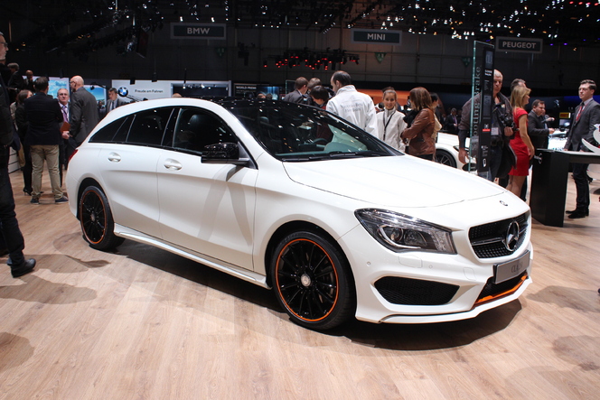 Mercedes CLA Shooting Brake - Vidéo en direct du salon de Genève 2015