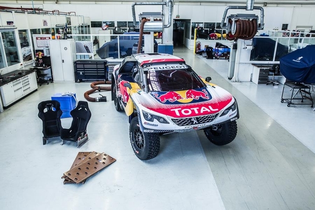 Dakar : Peugeot dévoile le 3008 DKR 2017